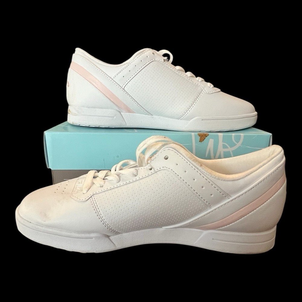FILA Women's White Blush Sneakers Size 9 Classic Court Shoes Clean Comfort